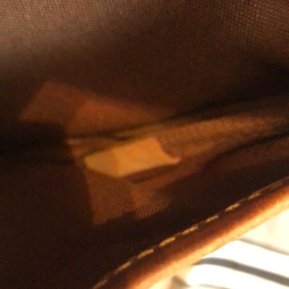 Vintage Louis Vuitton Shoulder Bag - Picture 8 of 15